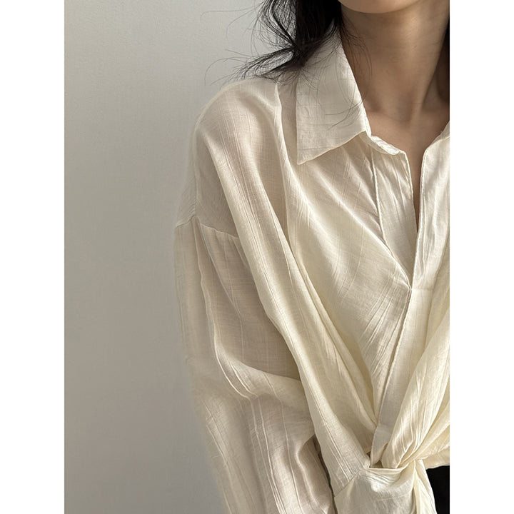 Dame casual bluse med dekorativt knude detaljer og åndbart stof Stilla