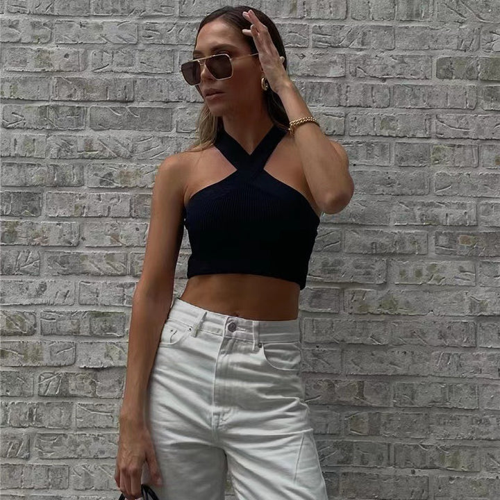 Dame Crop-Top med asymmetrisk snit og kædeaccent Stilla