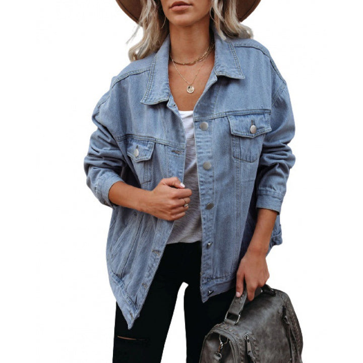 Kvinders oversized denimjakke med praktiske brystlommer Stilla