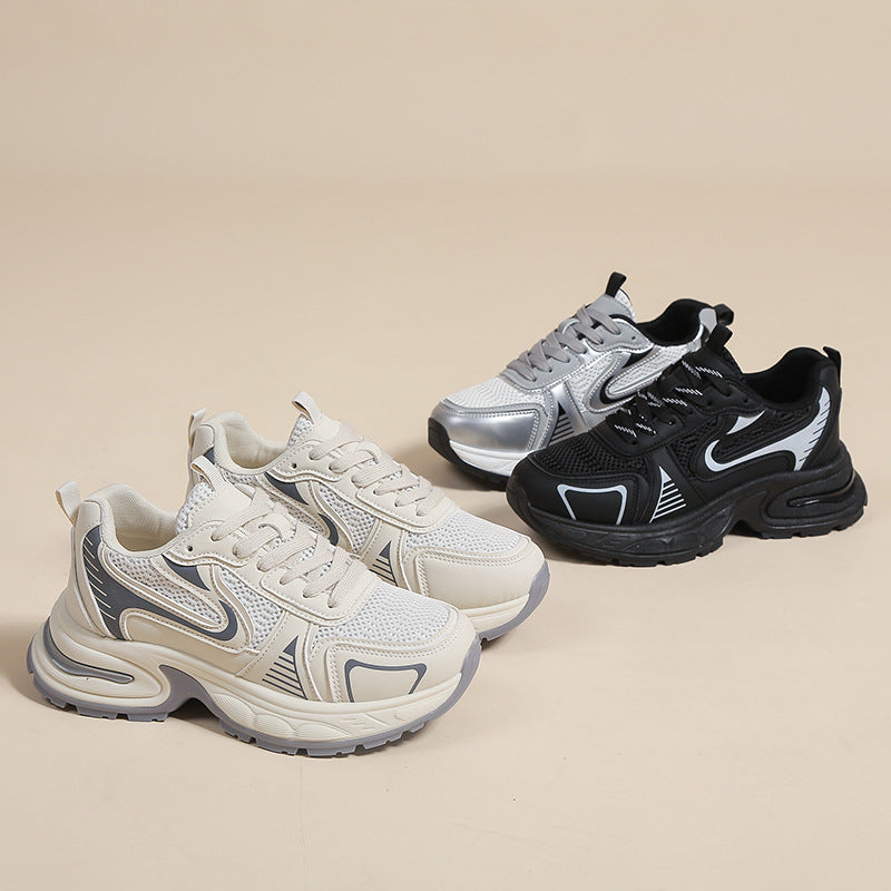 Dame Sport Sneakers med innovativt dämpningssystem og åndbar mesh-overflade Stilla