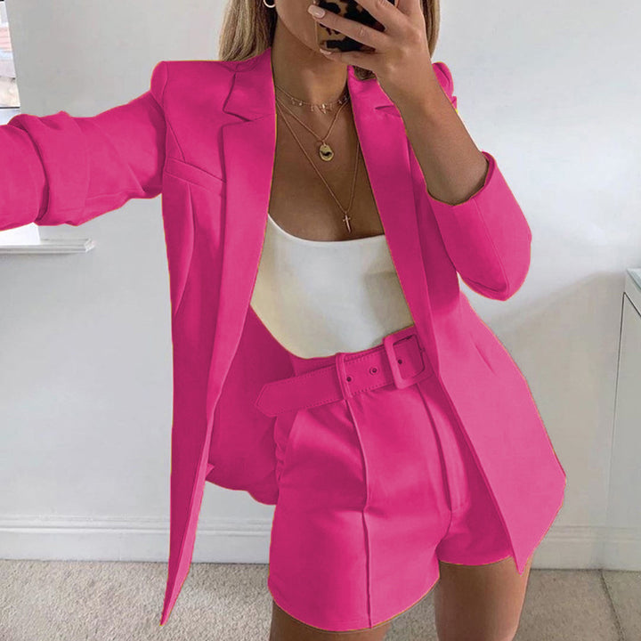 Dame Mode Blazer sæt med figursyet snit og højtaljede shorts Skovae