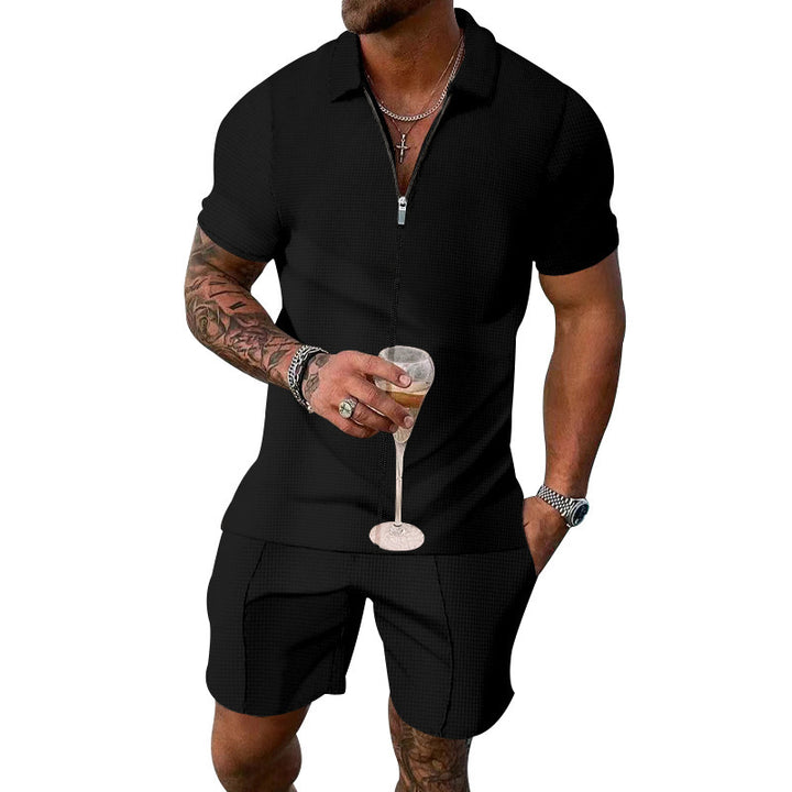 Herrer moderigtigt fritidsoutfit med lynlås og korte ærmer Stilla