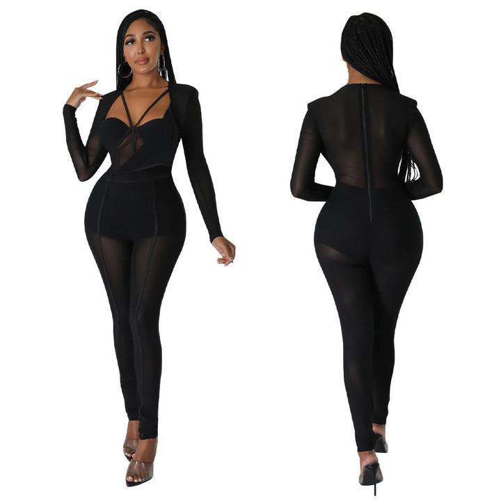 Dame figurtilpasset jumpsuit med innovative cut-out-designs og gennemsigtig stofstruktur Stilla