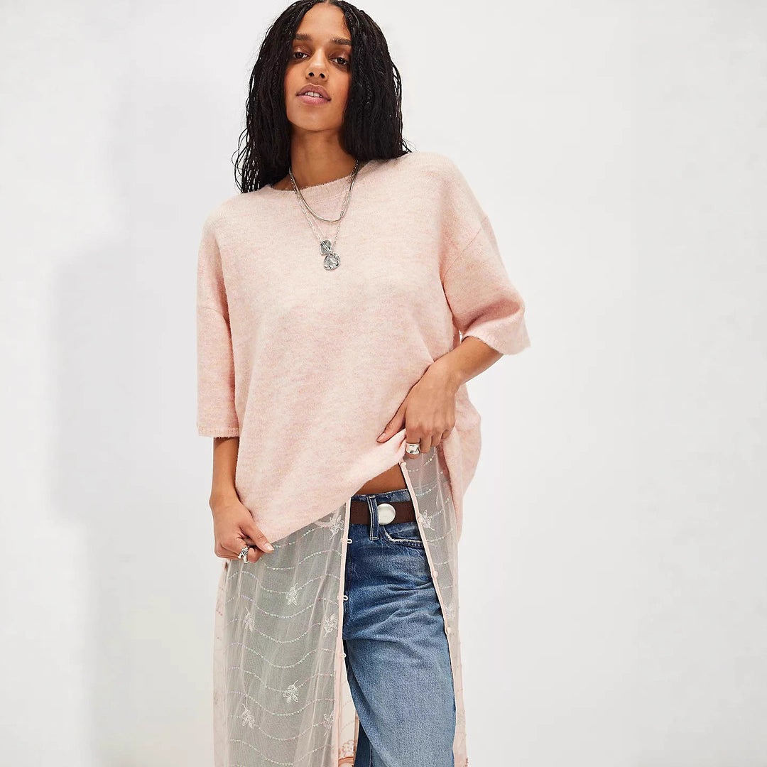 Kvindernes Oversized Sweater med Elegante Mesh Ærmer og Delikat Broderi Mønster Skovae