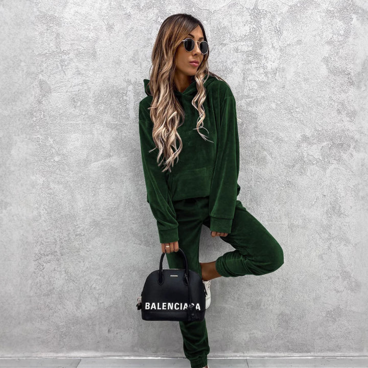 Kvinders hyggelige fleece hoodie med afslappede detaljer Skovae