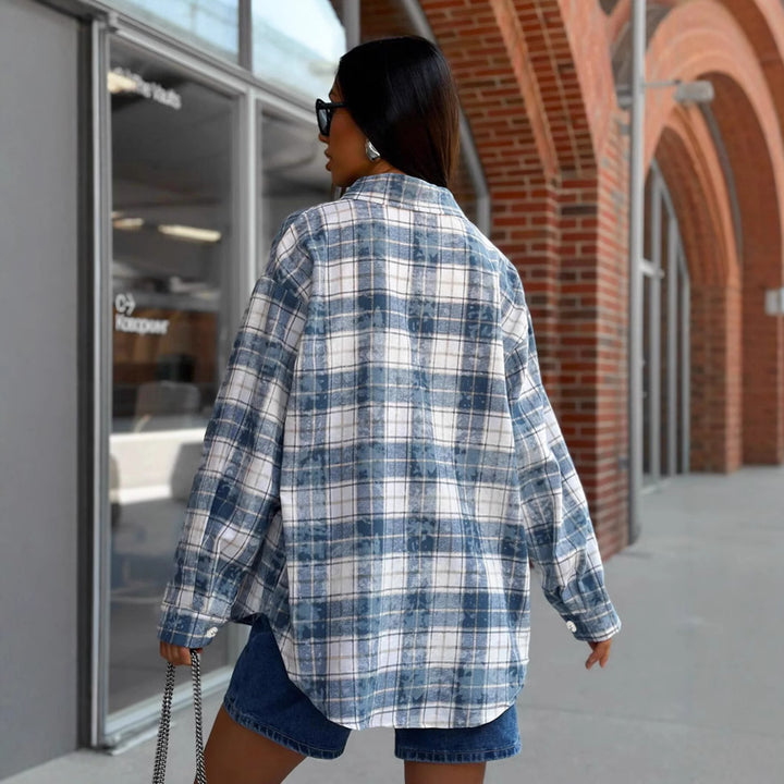 Dameternetterned Overshirt-bluse i let stof med lang pasform Stilla
