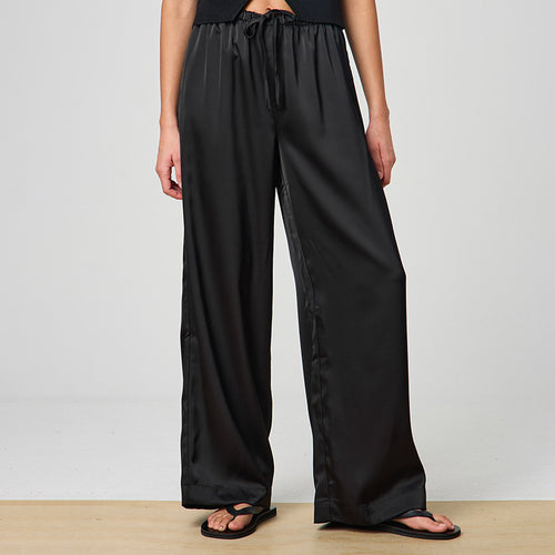 Femme Let Satin-Bred-Bukser Stilla