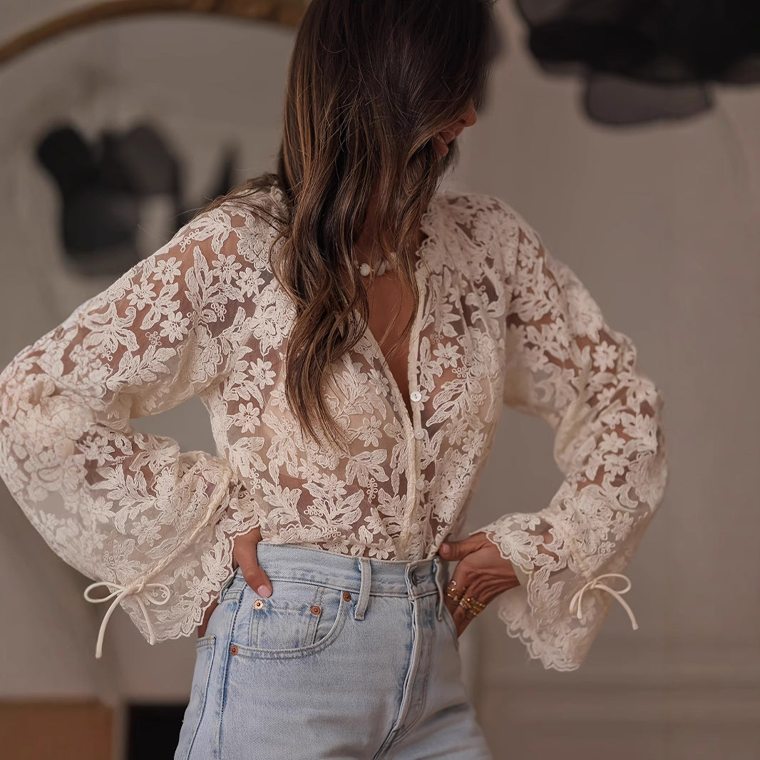 Femme Floral Lace Button-Up Bluse Stilla