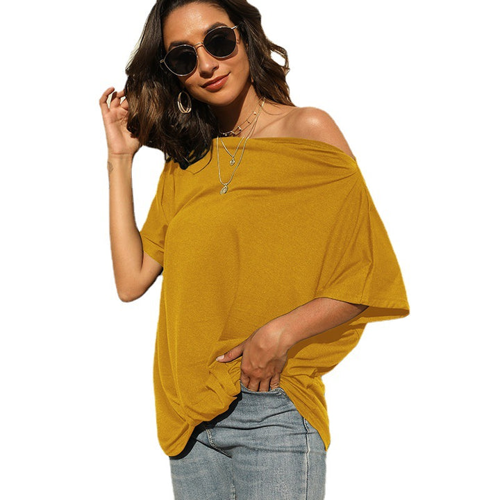 Dame Off-Shoulder T-shirt med løs pasform og trendy knotted detalje Stilla
