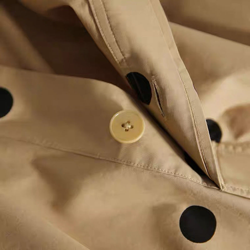 Dame skjortekjole med moderne polka-prikker design og taljerbar bælte Stilla
