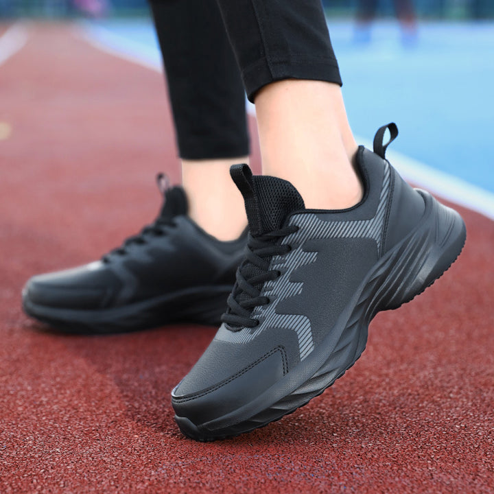 Unisex nan urbane komfort-sneakers med polstret kilehæl, åndbart mesh tunga og robust kunstlæderbelægning Skovae