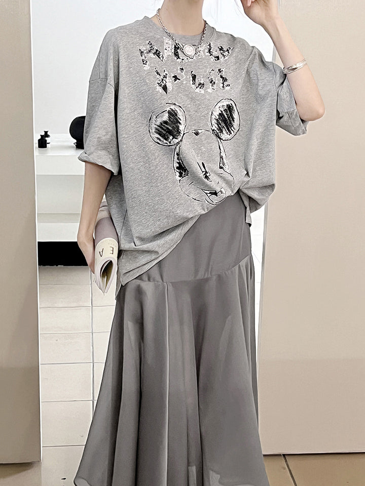 Dame T-shirt med unikt Mickey Mouse tryk og afslappet snit Stilla