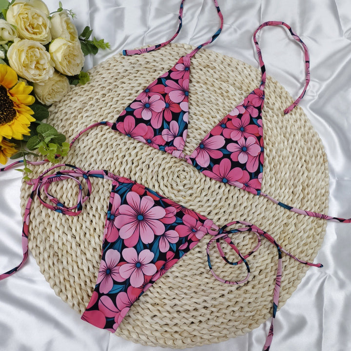 Dame Triangel-Bikini med justerbare bånd og elegant minimalistisk design Skovae