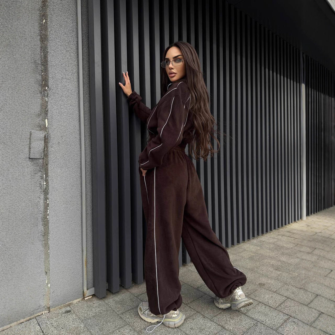 Kvinders afslappede cropped hoodie og brede joggebukser sæt Skovae