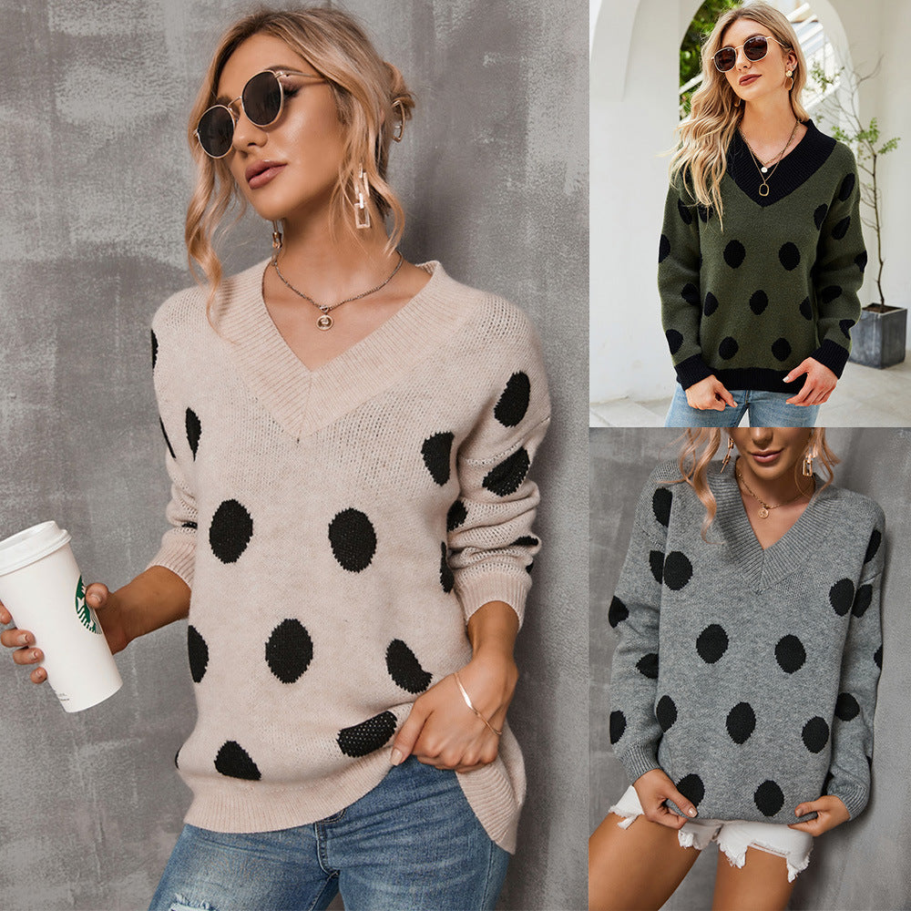 Dame mode sweater med dyb V-hals og grafisk prikdesign Stilla