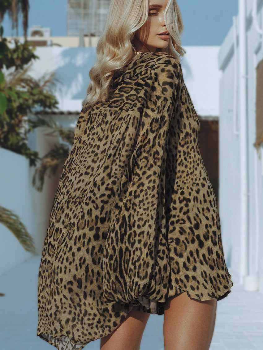 Dame Lettere Leo-mønster Sommer outfit med vid pasform Stilla
