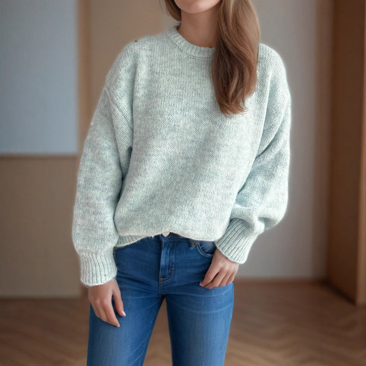 Kvinders chunky strikket sweater med generøse ærmer og moderne snit Stilla