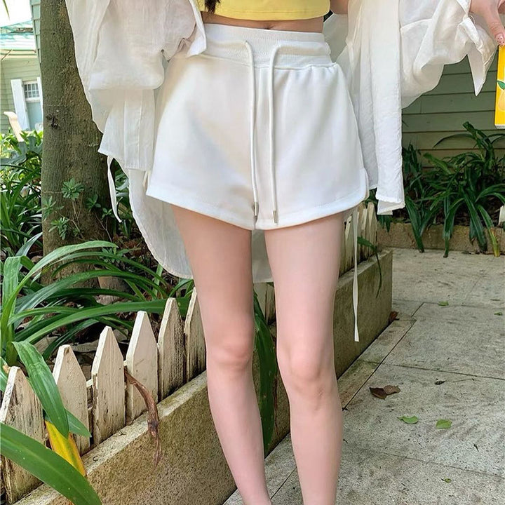 Dame sporty shorts med justerbar talje og sidelommer Skovae