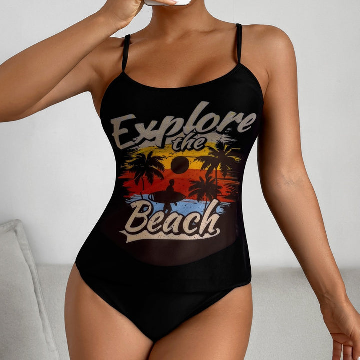 Dame Strandtop med farverigt grafikdesign og matchende bikiniunderdel Skovae