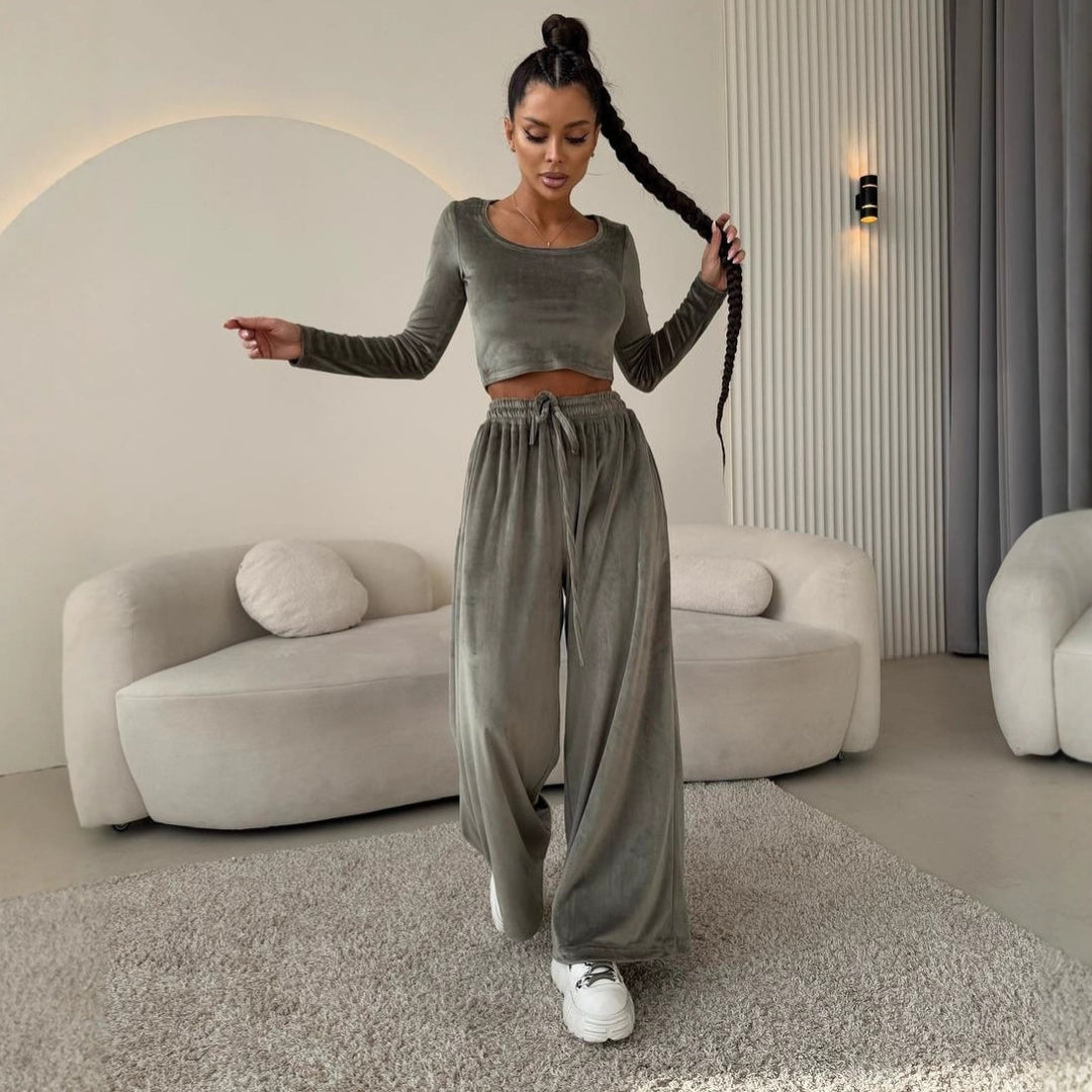 Kvinder Elegant og Komfortabel Lounge Sæt med Crop Top og Bred Ben Bukser Skovae