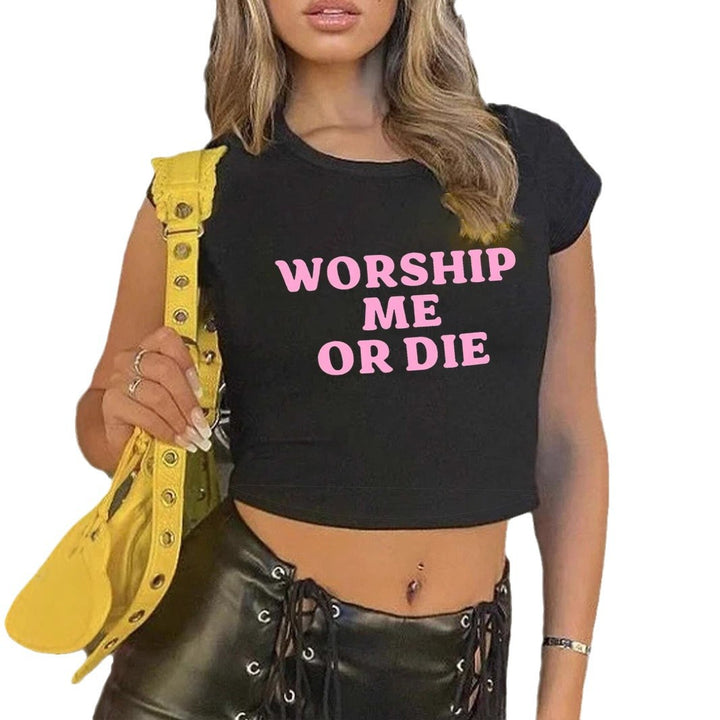 Dame Crop-T-Shirt med iøjnefaldende statementtryk Skovae