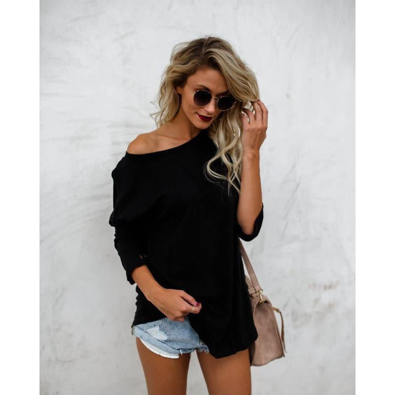 Kvinders oversized T-shirt med asymmetrisk snit og afslappet design Stilla