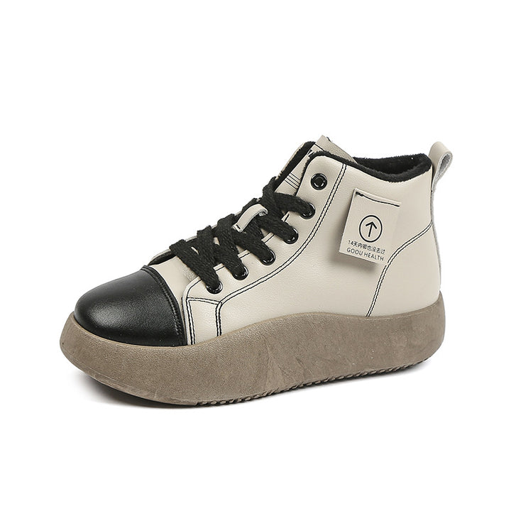 Dame Høje Sneakers med moderne Plateau og robust Sålprofil Stilla