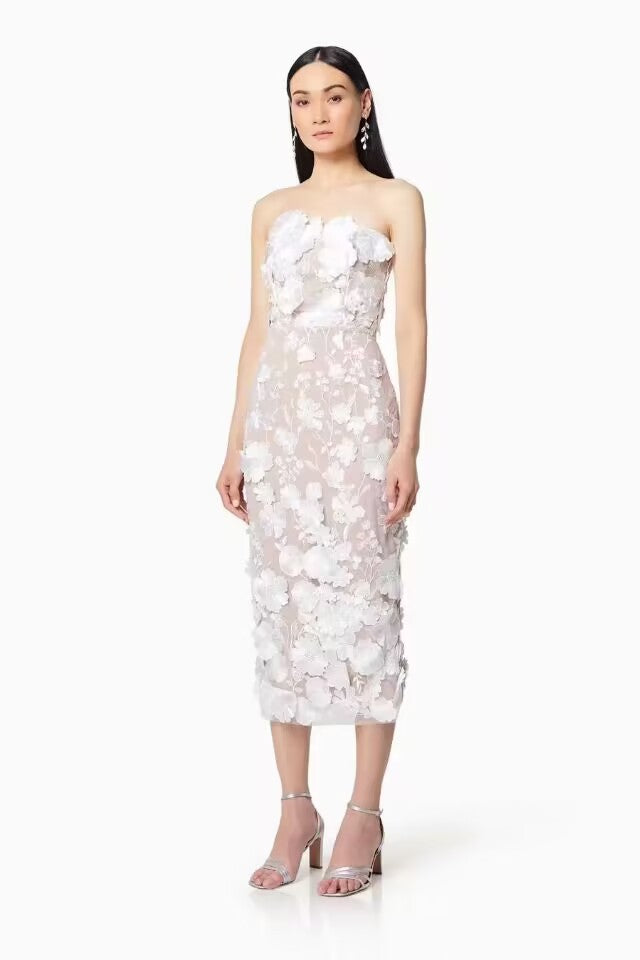 Dame Strapless Aftenkjole med blomsterapplikationer og gennemsigtigt overmateriale Stilla