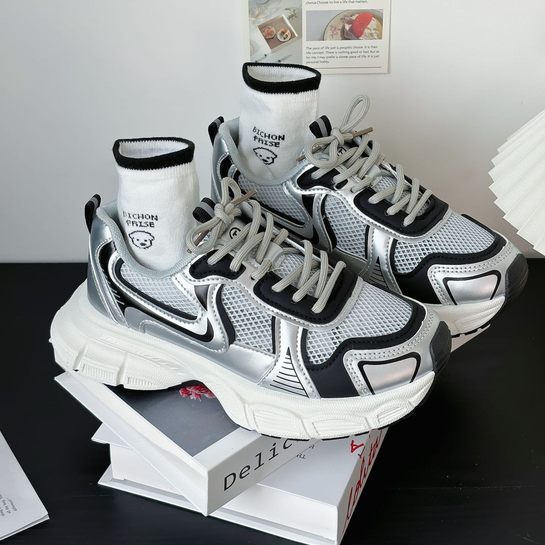 Dame Sporty Chunky Sneakers med åndbart mesh-overflade og elegant rynkedesign Stilla