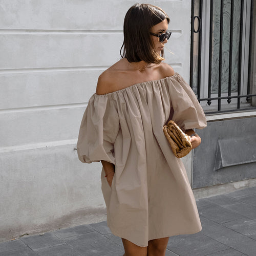 Dame Off-Shoulder Kjole med voluminøse ærmer og praktiske lommer Stilla
