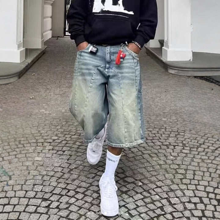 Herre afslappede denim shorts med frynset kant og grafisk tryk Stilla