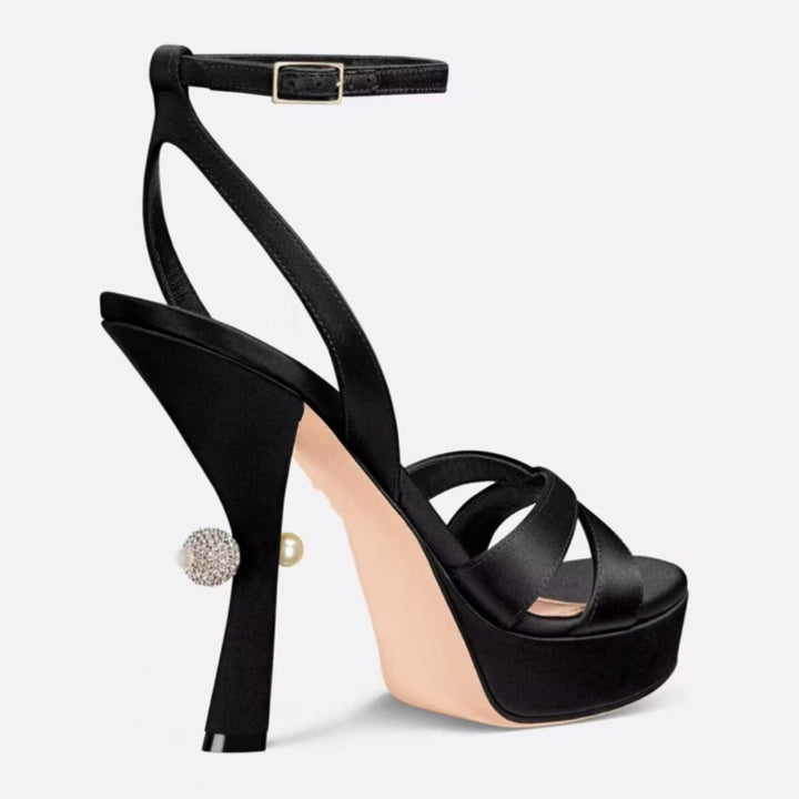 Femme Platform Højhælede Sandaler med dekorativt Ankebånd Stilla