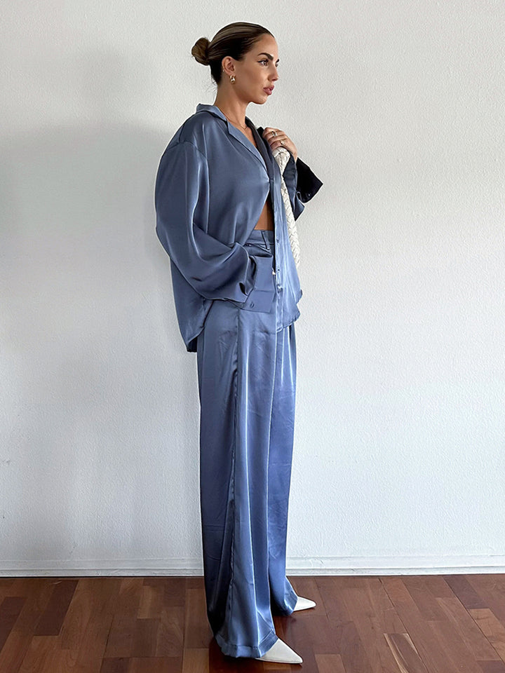 Dame Satin Bluse- og Bukse-Sæt med elegant pasform og højkvalitets snit Stilla