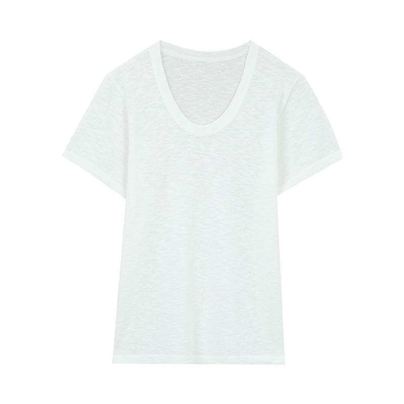 Dame kvalitets T-shirt med dyb rund halsudskæring og moderne snit Stilla