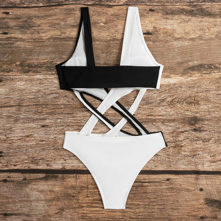 Kvinder Cut-Out Monokini Badetøj Stilla