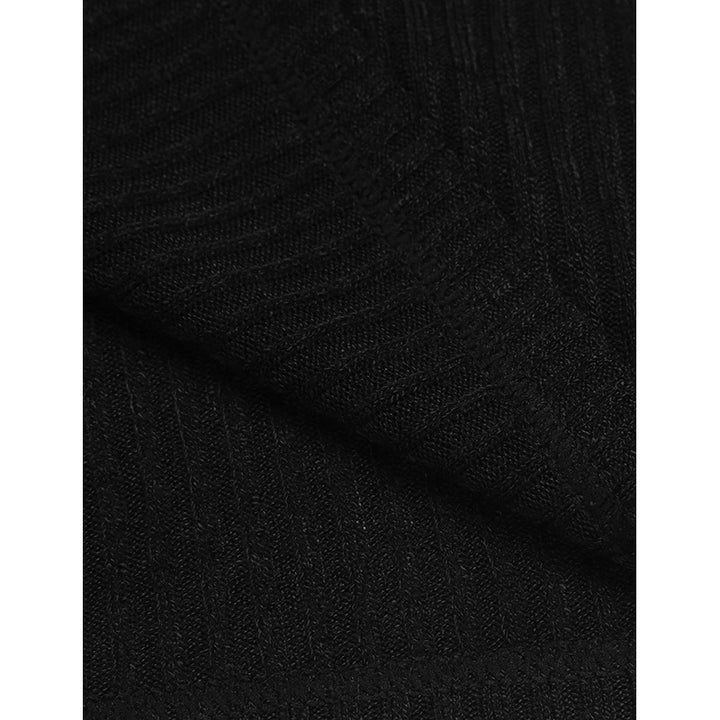 Herren finstrikket pullover med moderne ribdesign og elegant snit Stilla