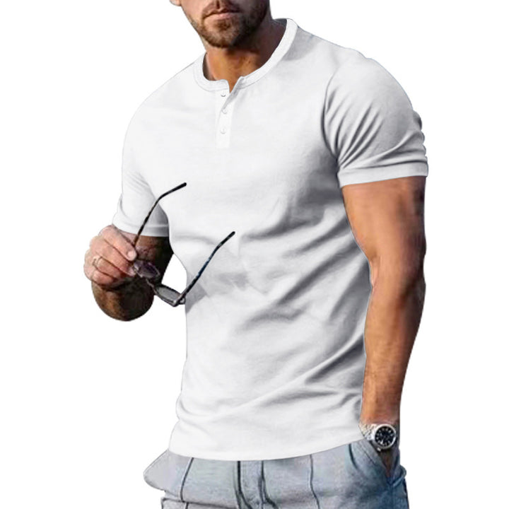 Herren kortærmet Henley T-shirt med praktisk knapdesign og kropsnær pasform Stilla