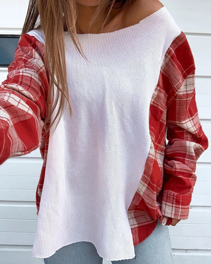 Dame nan Oversize Langærmet T-shirt i materialemix med struktureret vaffelstrik-front og ternet ærmedel. Skovae