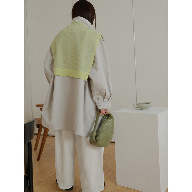 Dame oversized herrejakke i minimalistisk design med høj krave og trykknaplukninger Stilla