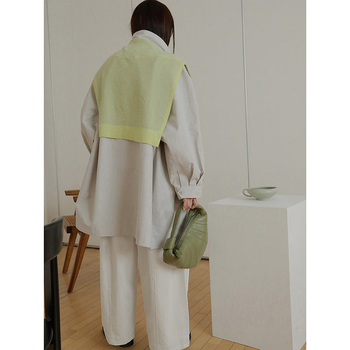 Dame oversized herrejakke i minimalistisk design med høj krave og trykknaplukninger Stilla