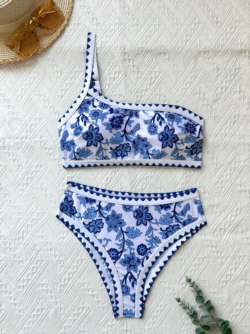 Dame To-delt Bikini-sæt med asymmetrisk top og blomstret design Stilla