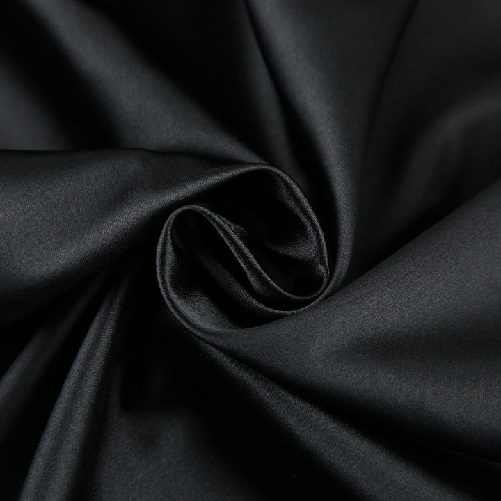 Dame Satin Pyjamas Sæt med elegant snit og fine detaljer Stilla
