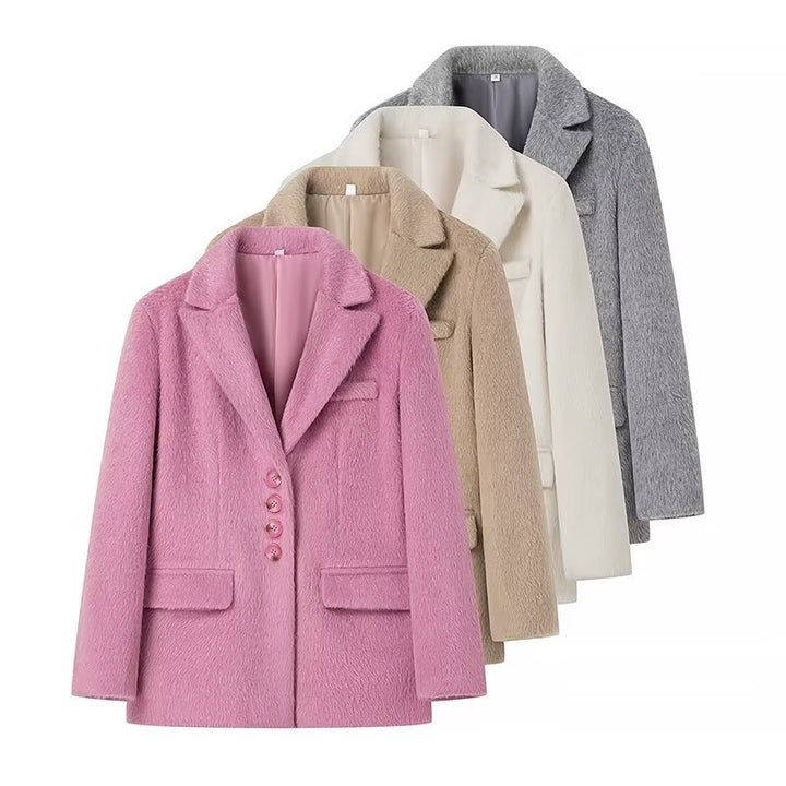 Kvinders fashionable teddy blazer med elegant knapstolpe Stilla
