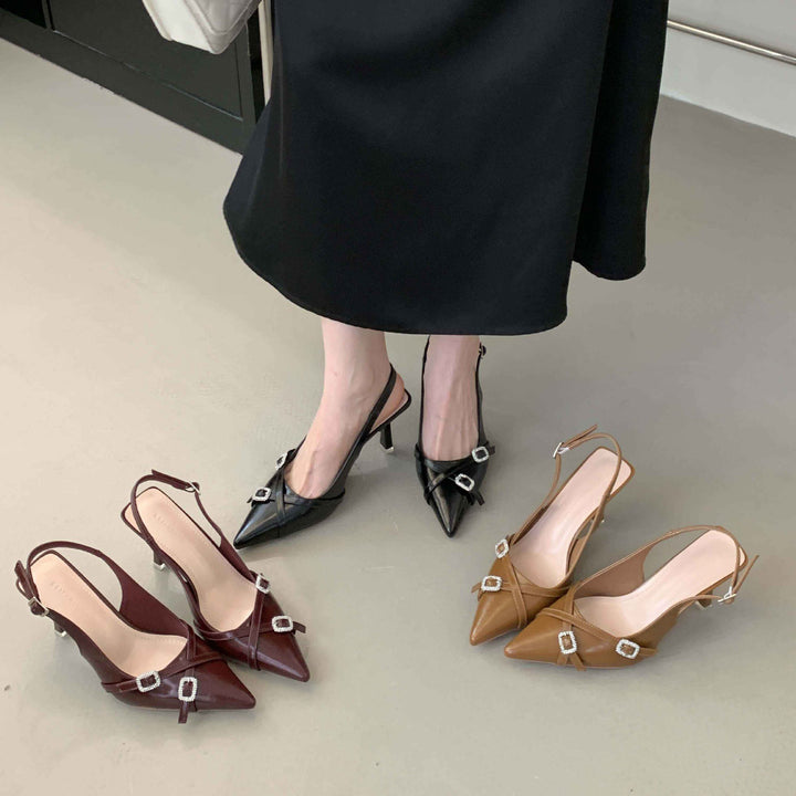 Dame Sling-Pumps med funklende smykkedetalje og stilfuldt remdesign Stilla