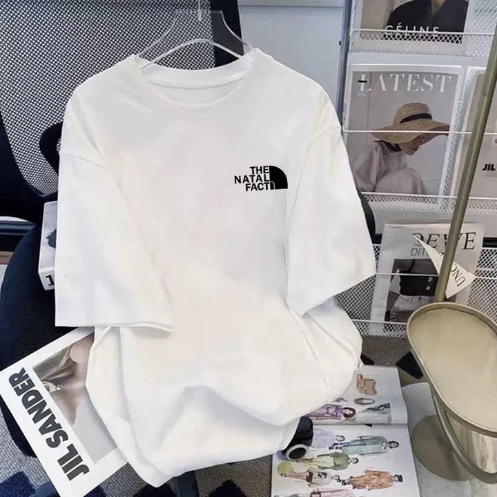 Dame T-shirt med afslappet snit og stilfuld logo Stilla