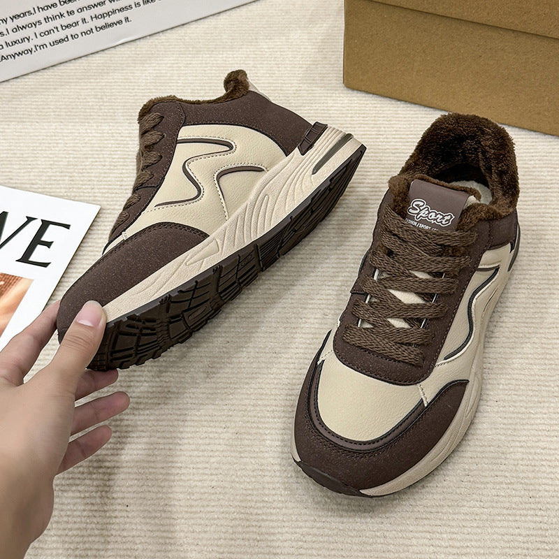 Dame Komfortable Sneakers med hyggeligt indvendigt for og robust sål Stilla