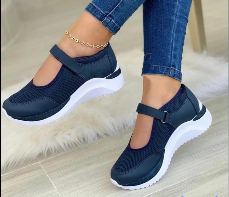 Dame Komfortable Sneakers med åndbart netmateriale og justerbar rem Stilla