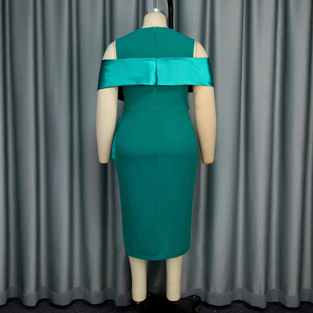Dame Cocktailkjole med asymmetrisk overdel og draperingsdetalje Skovae