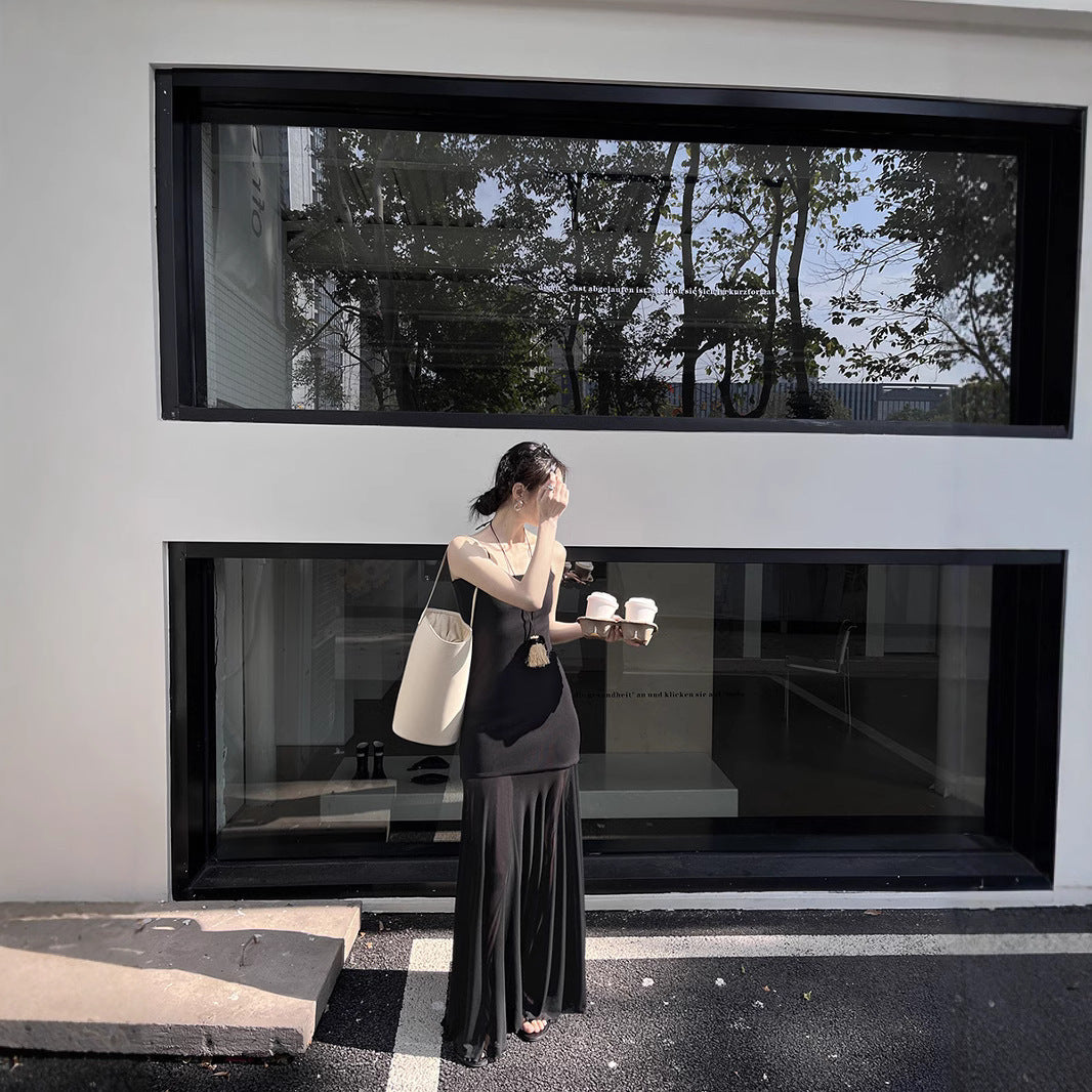 Dame Maxikjole med elegant plisseret nederdel fra Stilla
