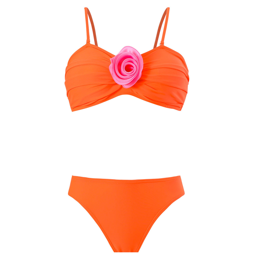 Dame bikini sæt med blomster top og figurskabende flæser Stilla